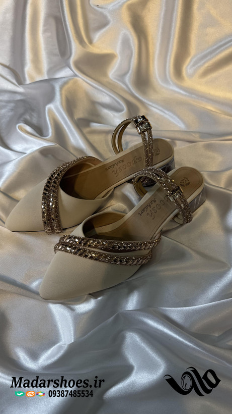 کفش زنانه النگویی مدل Yani