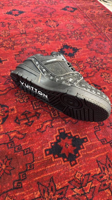 کتانی اسپرت مدل LOUIS VUITTON
