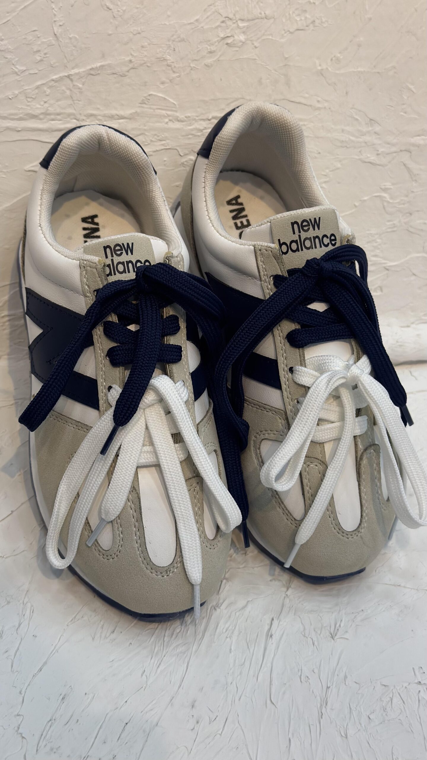 1779558090_2709816253.jpg کتانی دو بند مدل NewBalance - تصویر 1
